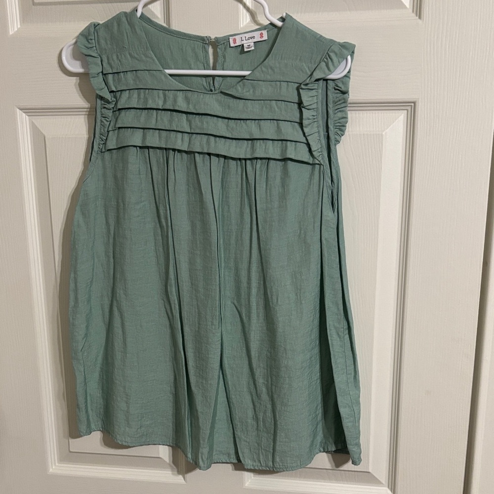 Elegant Green Women's Blouse